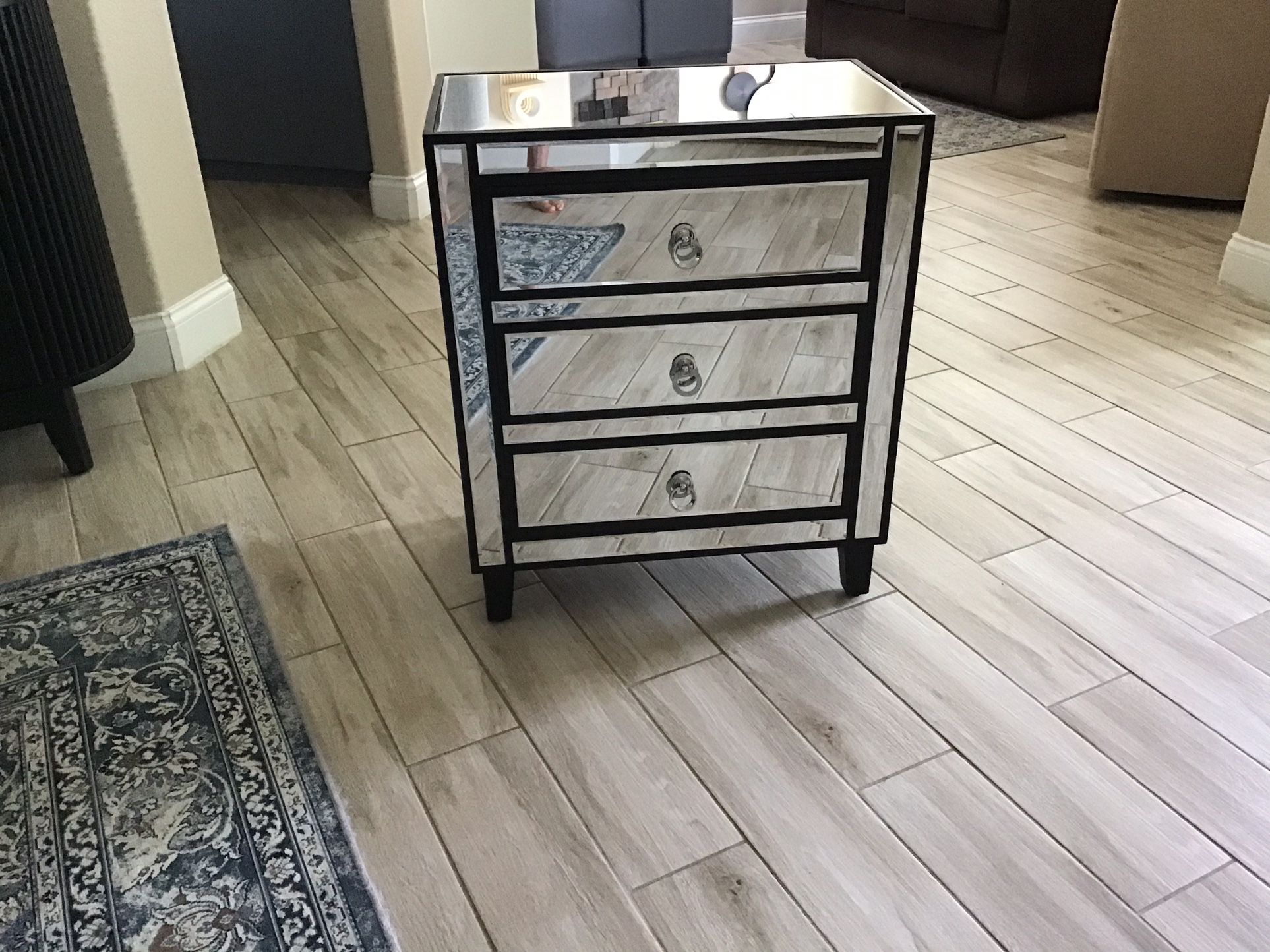 Glam Style Mirrored Chest