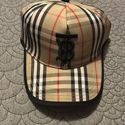🧢 Designer Snapback – Plaid Exclusive Print 🔥
