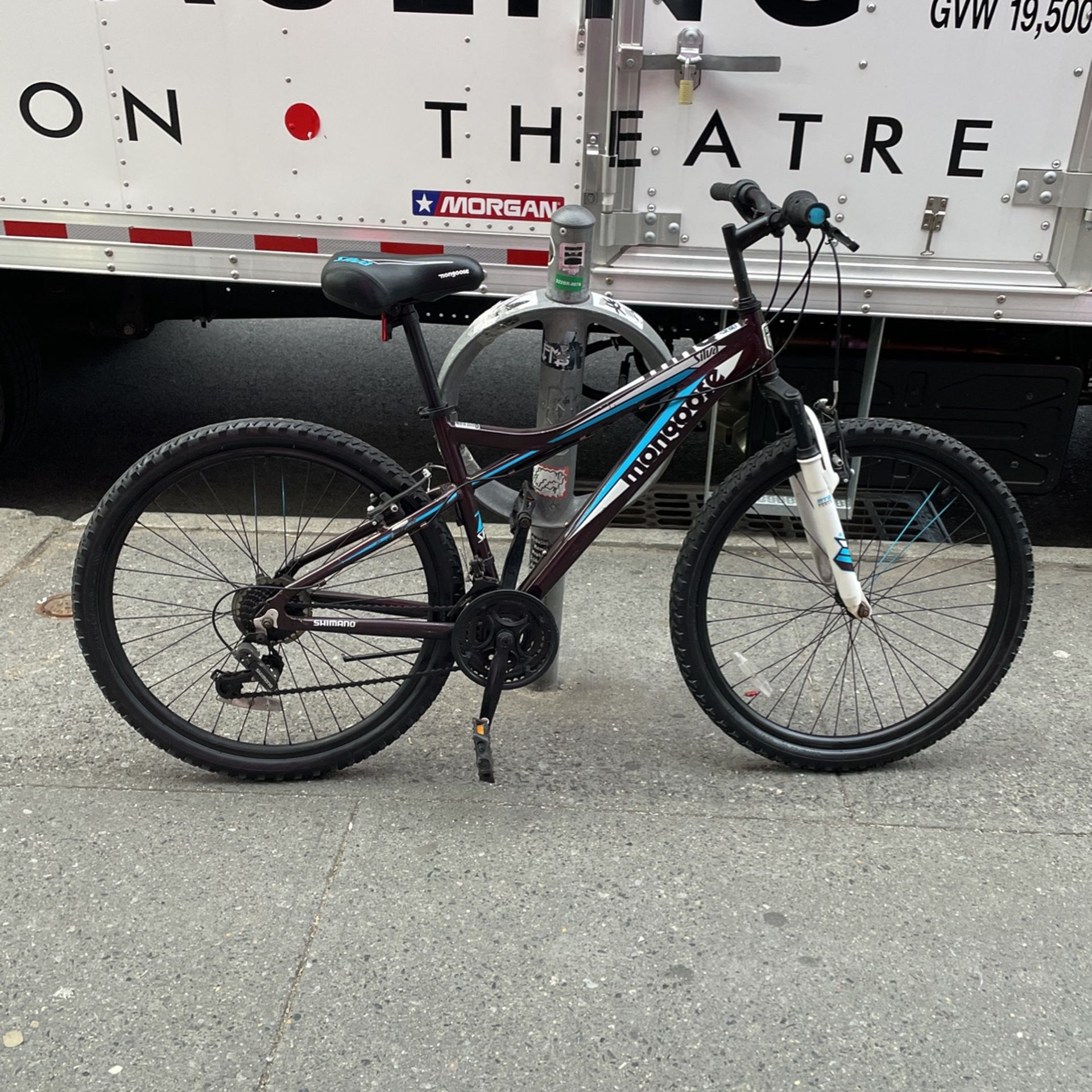 Mongoose silva mountain bike sale
