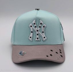 Gorra azul cielo NY dela marca Nijayote Hats