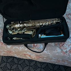 Antigua Saxophone 