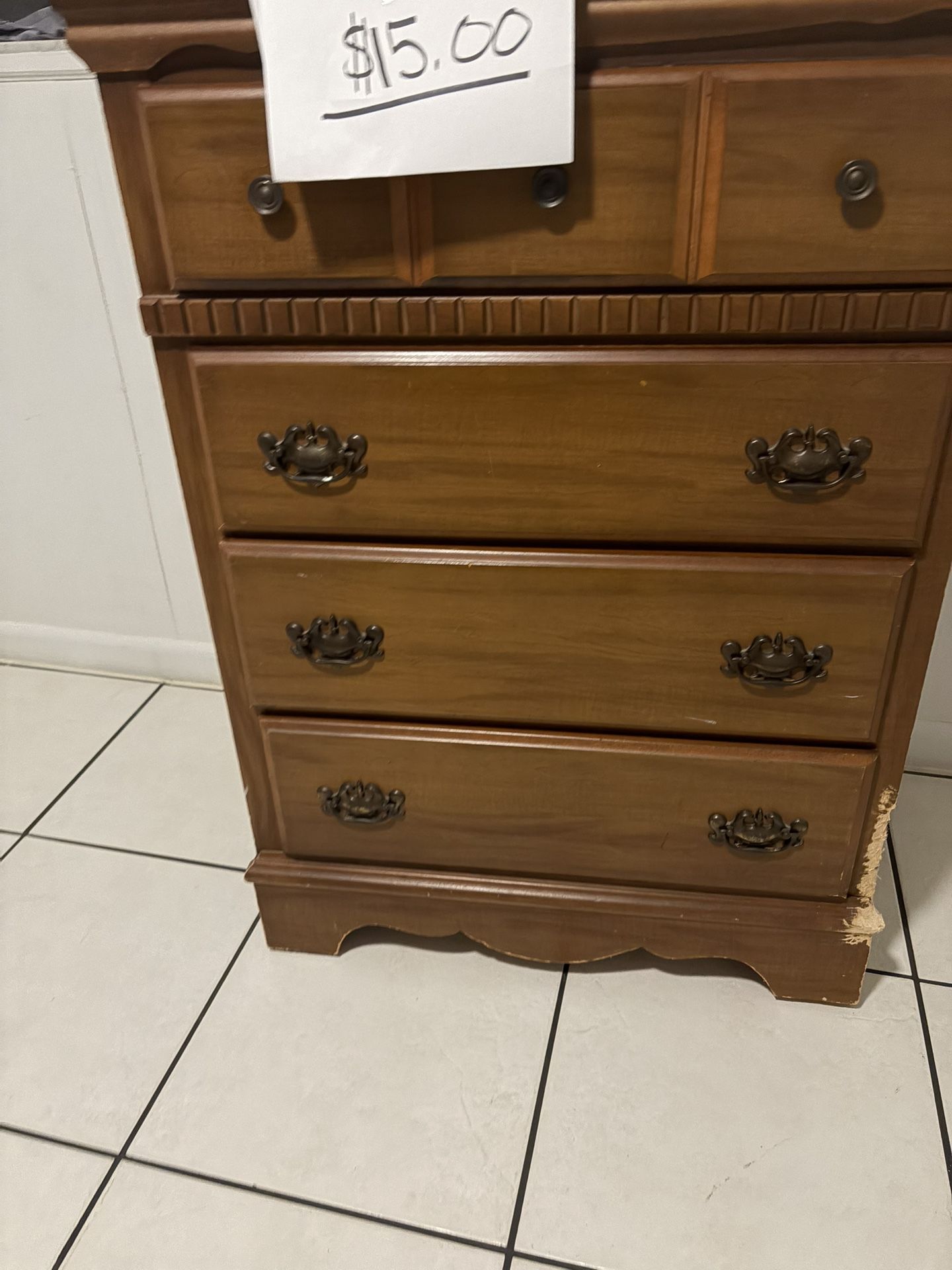 Dresser Chest