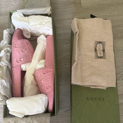 Gucci Slides