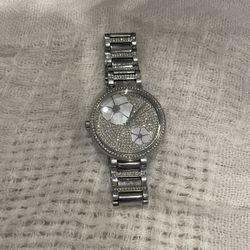 Mk Watch