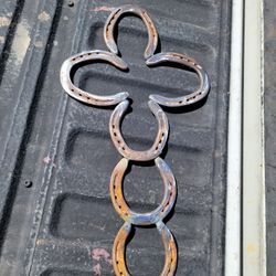 Horseshoe Cross