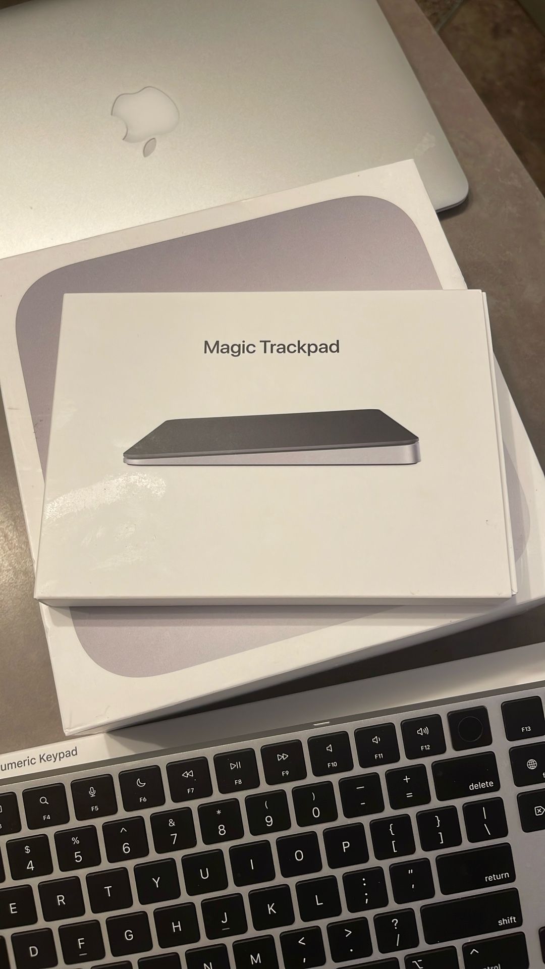 Apple Magic Trackpad (USB‑C) - Black Multi-Touch Surface 