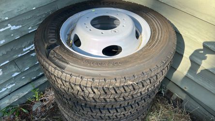 Five brand new Dooley, wheels and tires