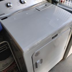 Dryer (Maytag)