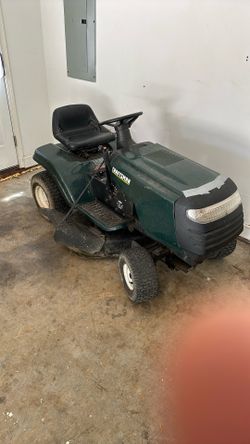 Craftsman Riding Lawnmower