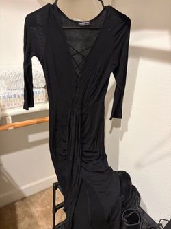Fashion Nova Black Lace-Up Midi Dress