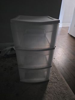 3- Compartment Storage/drawer 