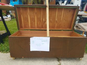 Cedar Wood Chest On Castor Wheels