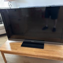 Sony Bravia 46 Inch LCD Television 