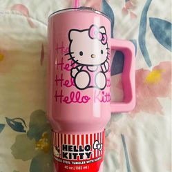 Hello Kitty 40 Oz Tumbler