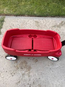 Radio flyer wagon