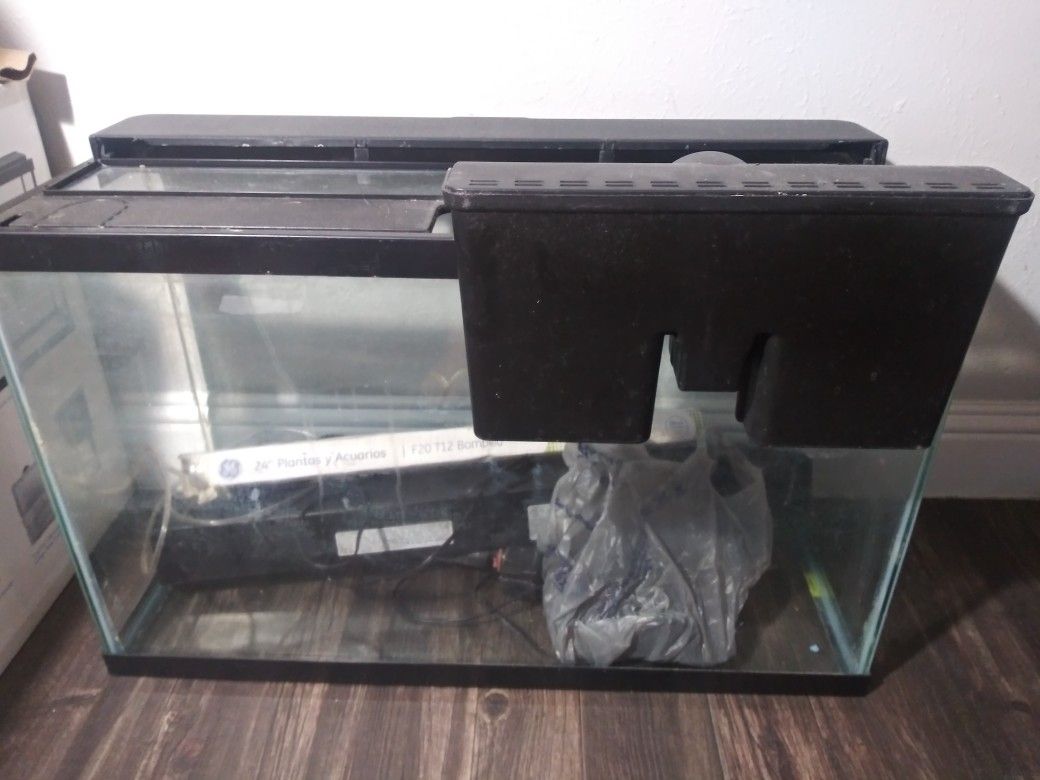 29 Gallon Aquarium