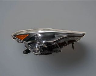 2022-2025 Toyota Corolla Cross Adaptive Right Headlight Used OEM  Complete