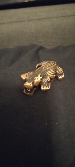 Alligator lighter new in the box