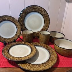 2 Serving Set of REBA "Harmony" Dinner Dishes (Like New)