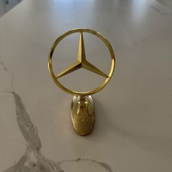 Mercedes Emblem 