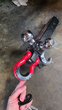 Trailer Hitch Tri-Ball Mount with Hook