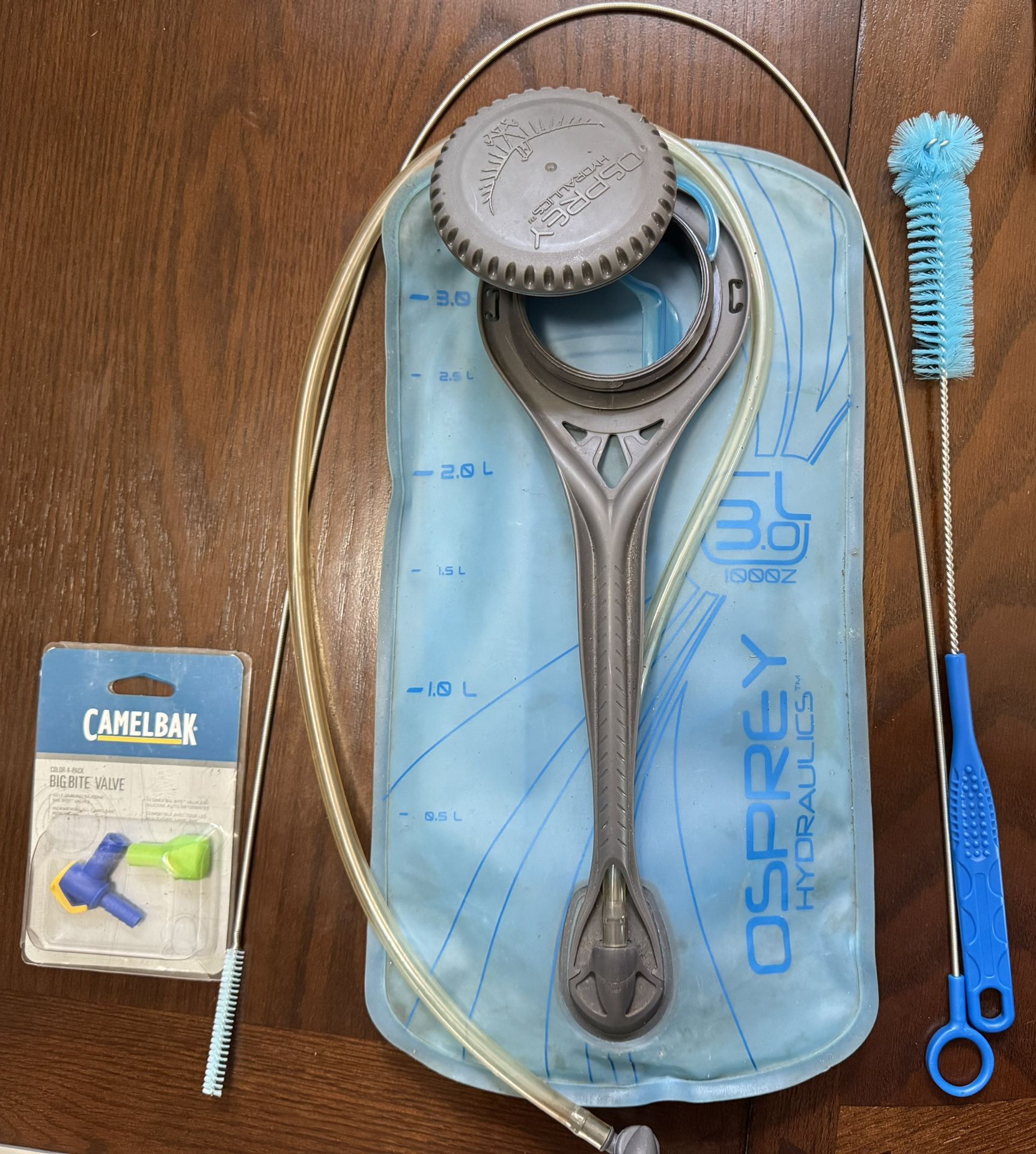 Osprey 3.0L Bladder Cleaning Tools Brushes