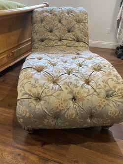 Chaise Lounge - Arm Chair