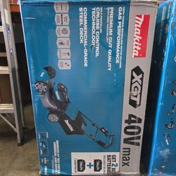 Makita 40V max XGT 21 in. Walk Behind
Self-Propelled Commercial Lawn Mower
Kit (2x8AH BATTERIES) #450313