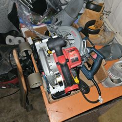 Saw Milwaukee  M 18