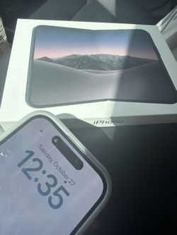 iPhone Duo 256gb Unlocked (Sealed)