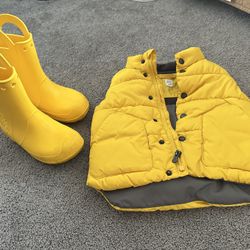 Gap vest & Crocs Rain Boots 