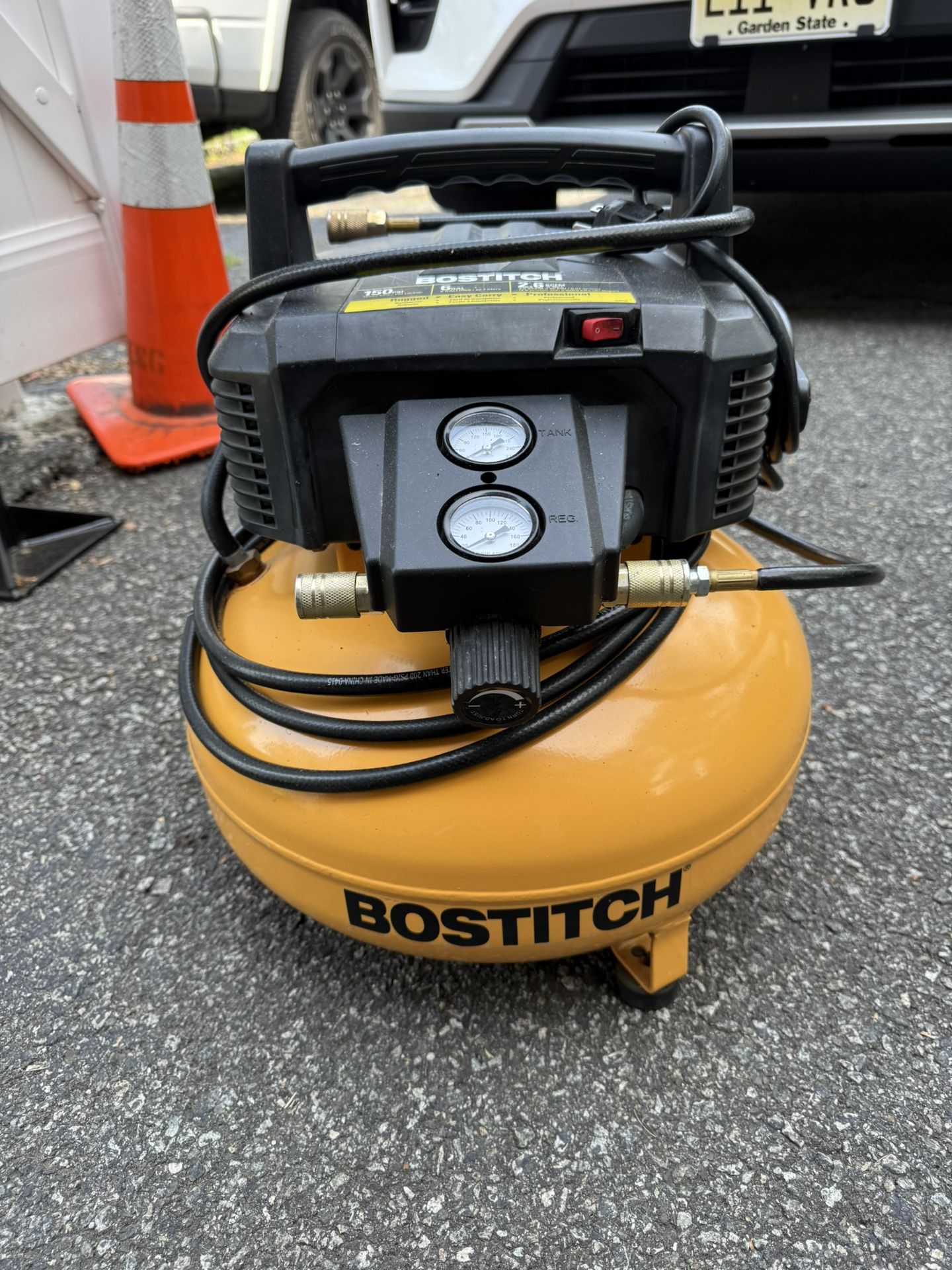 Pancake Air Compressor 6 Gallon