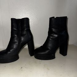 Baddie Boots-Size 7