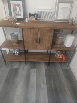 Mesita de Entrada de casa Mide 55 De Largo Y 34 De Alto 80 Dolares