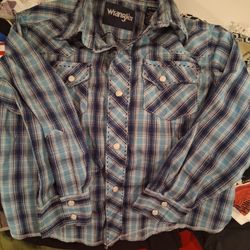 Wrangler plaid long sleeve  youth