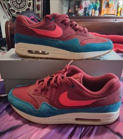 NIKE air Max 1