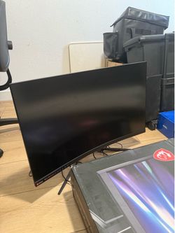 31.5in curved monitor Msi 144hz