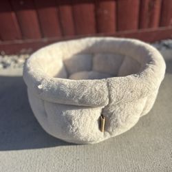 Small / Cat  Dog Bed 