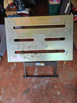 Chicago electric welding table.