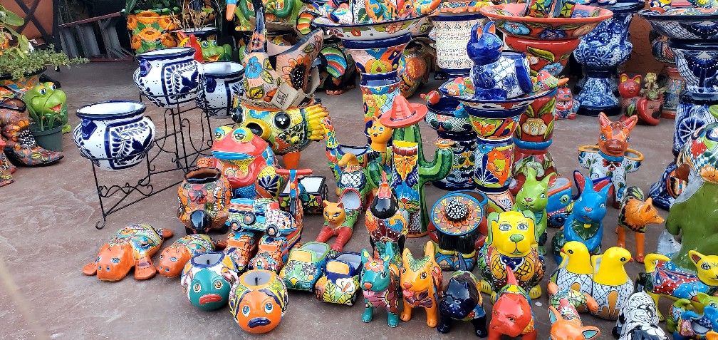 Macetas De Talavera Y Decorasiones Nuevas Diferentes Diseños Y Diferentes $$$presios.