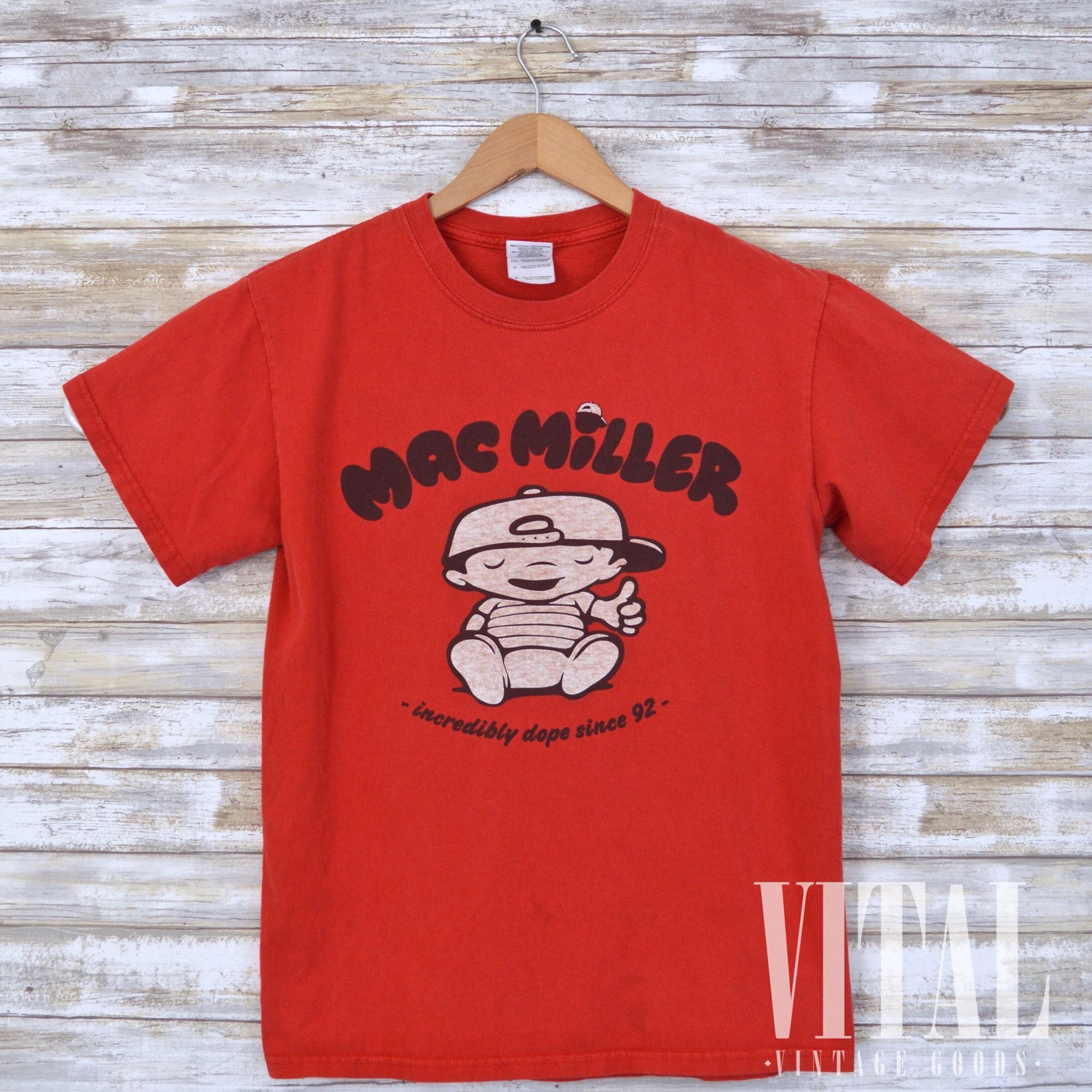 MAC MILLER KIDS Thumbs Up Dope Since 92 Mens Tee T-SHIRT Size S Small