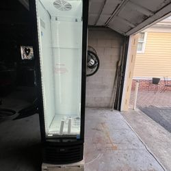 G9 Series Cooler/Refrigerator 