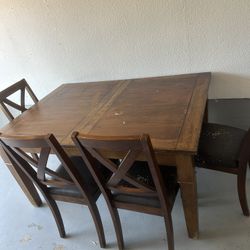 Dining Table W/4chairs