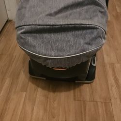 Very Clean Chicco Infant Car Seat 