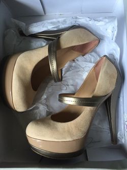 Jessica Simpson heels