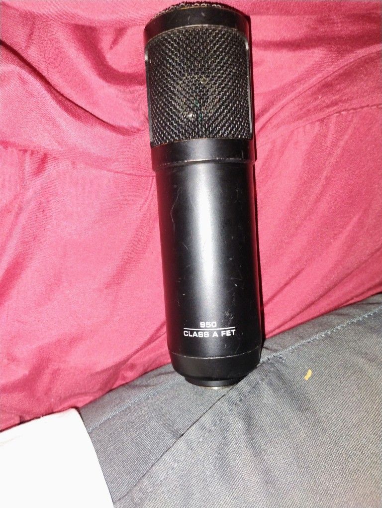 Microphone 