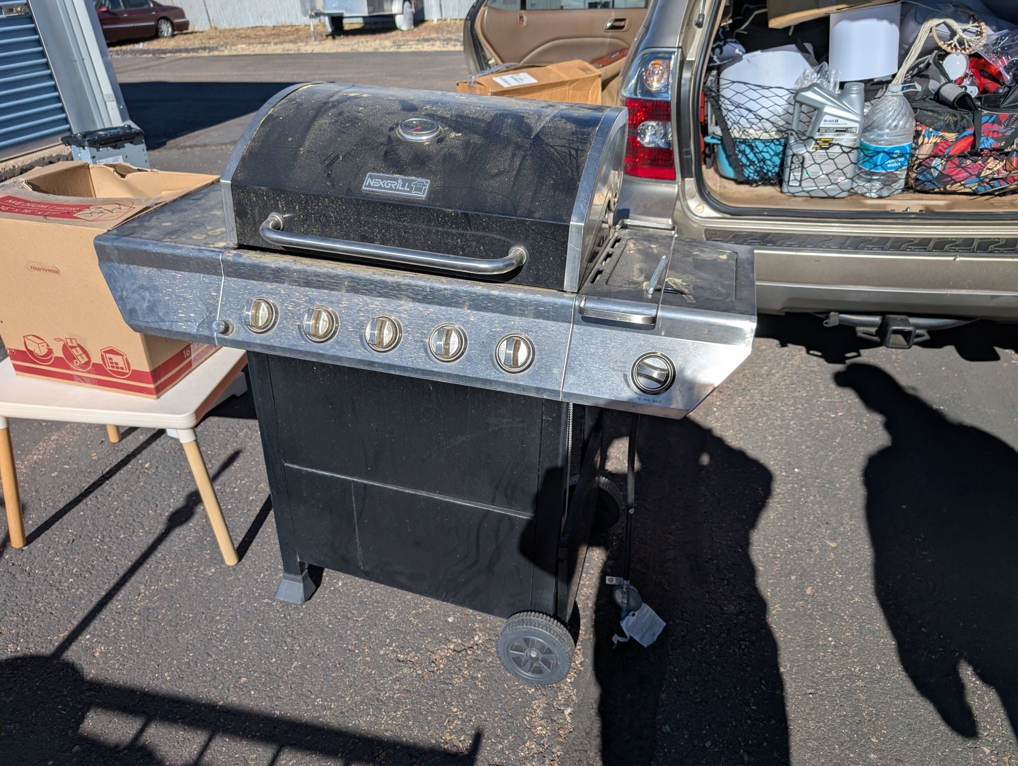 Nexgrill 6burner With Cooking Utensils