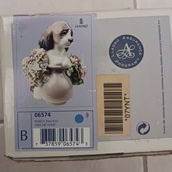 NEW Lladro Statue Figure 06574 Puppy With Flowers Item Has Been In Warehouse For Years