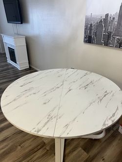 White marble pattern dining table