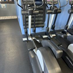 Life Fitness Elliptical 